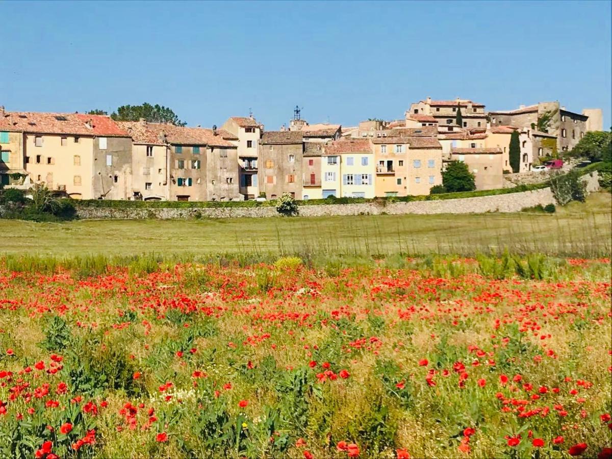 Penthouse Studio Privee Couple Ou Famille- La Maison Searle A Tourtour Exterior foto
